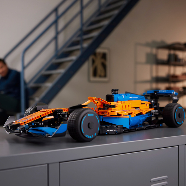 Конструктори LEGO - Конструктор LEGO Technic Гоночний автомобіль McLaren Formula 1 (42141)#7