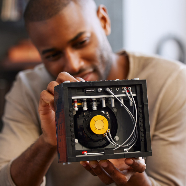 Конструкторы LEGO - Конструктор LEGO Ideas Fender® Stratocaster (21329)#5