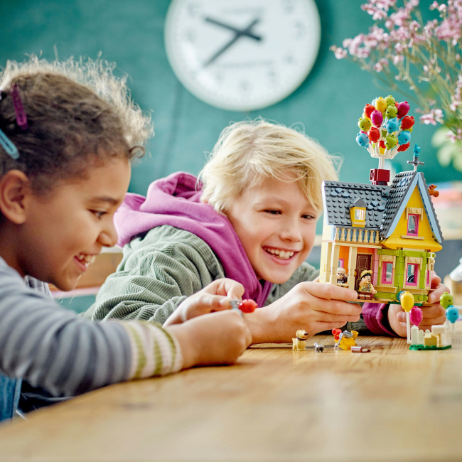 Конструкторы LEGO - Конструктор LEGO │ Disney Pixar Дом «Вперед и вверх» (43217)#5