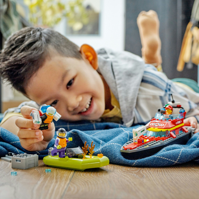 Конструктори LEGO - Конструктор LEGO City Човен пожежної бригади (60373)#5