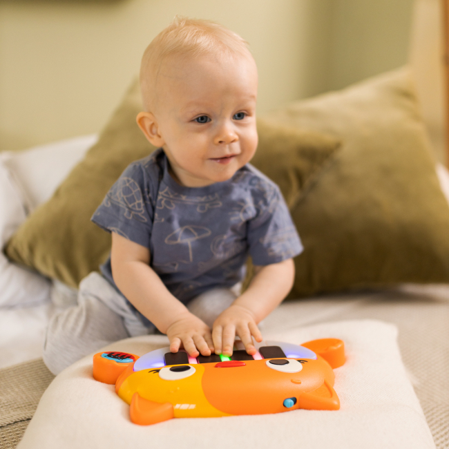 Развивающие игрушки - Музыкальная игрушка Battat Мини-котофон (BX2004C4Z)#6