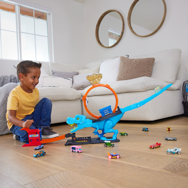 Автотреки - Игровой набор Hot Wheels City Охота Ти-Рекса (HKX42)#4