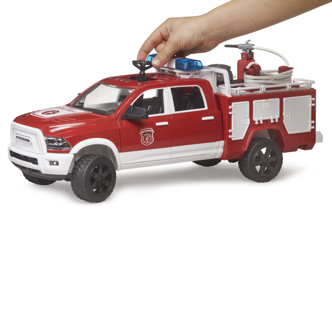 Транспорт и спецтехника - Пожарная машина Bruder RAM 2500 (02544)#4
