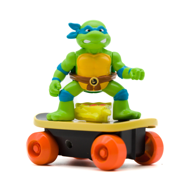 Фігурки персонажів - Ігрова фігурка TMNT Funrise Скейтбордист з лаунчером Леонардо (71040)#2