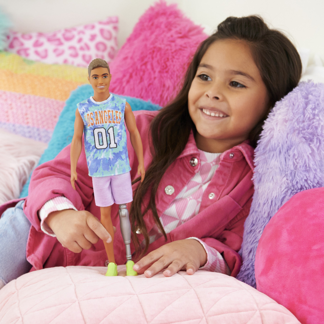 Ляльки - Лялька Barbie ​Fashionistas Кен з протезом (HJT11)#5