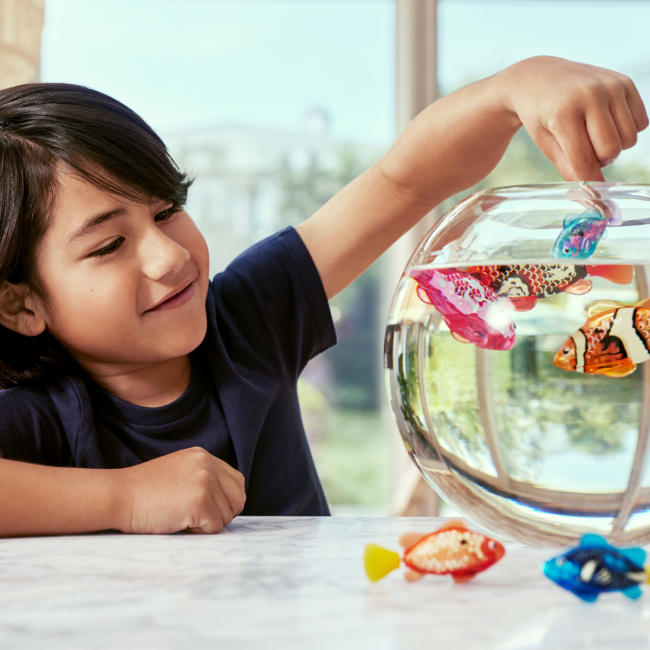 Фигурки животных - Интерактивная игрушка Robo Alive Роборыбка оранжевая (7191-5)#4