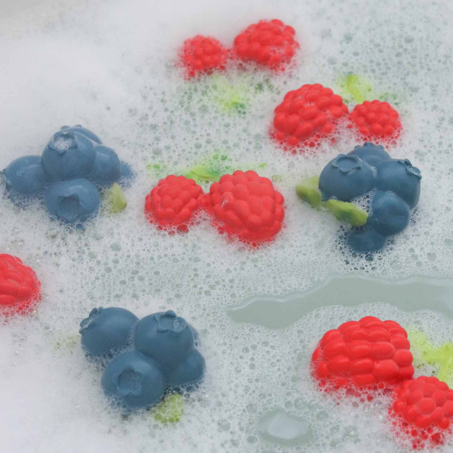 Погремушки, прорезыватели - Прорезыватель Oli and Carol Черника Джерри (L-BLUEBERRY-UNIT)#4