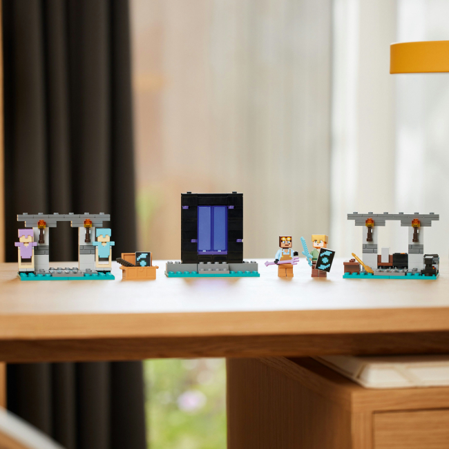 Конструктори LEGO - Конструктор LEGO Minecraft Зброярня (21252)#4