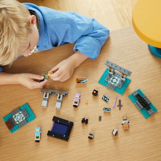 Конструктори LEGO - Конструктор LEGO Minecraft Зброярня (21252)#6