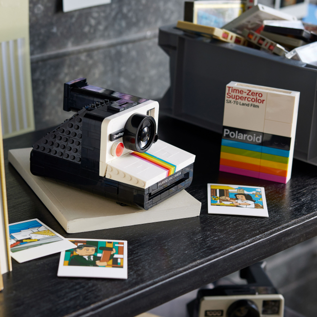 Конструкторы LEGO - Конструктор LEGO Ideas Фотоаппарат Polaroid OneStep SX-70 (21345)#4