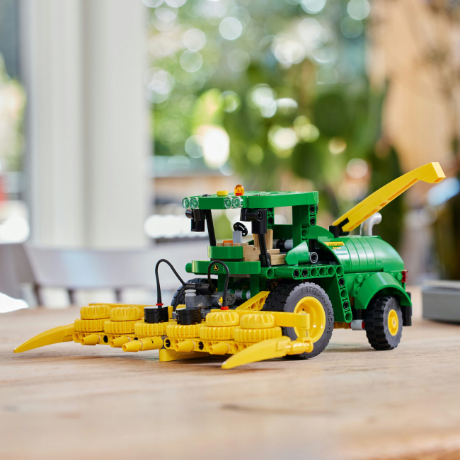 Конструкторы LEGO - Конструктор LEGO Technic Кормоуборочный комбайн John Deere 9700 (42168)#6