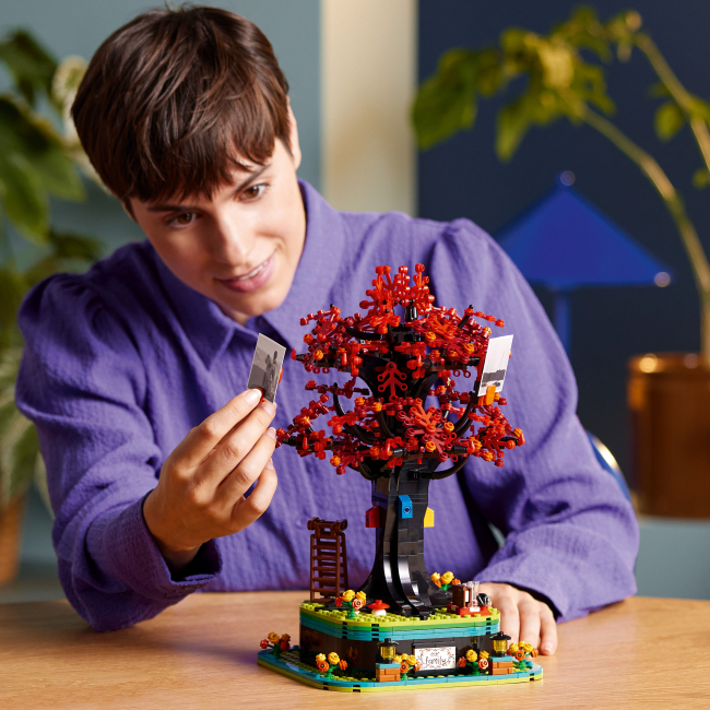 Конструктори LEGO - Конструктор LEGO Ideas Генеалогічне дерево (21346)#5