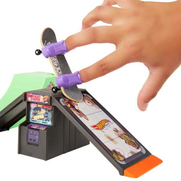 Антистрес іграшки - Ігровий набір Hot Wheels Skate Drop In Skate Sets в асортименті (HGT91)#6