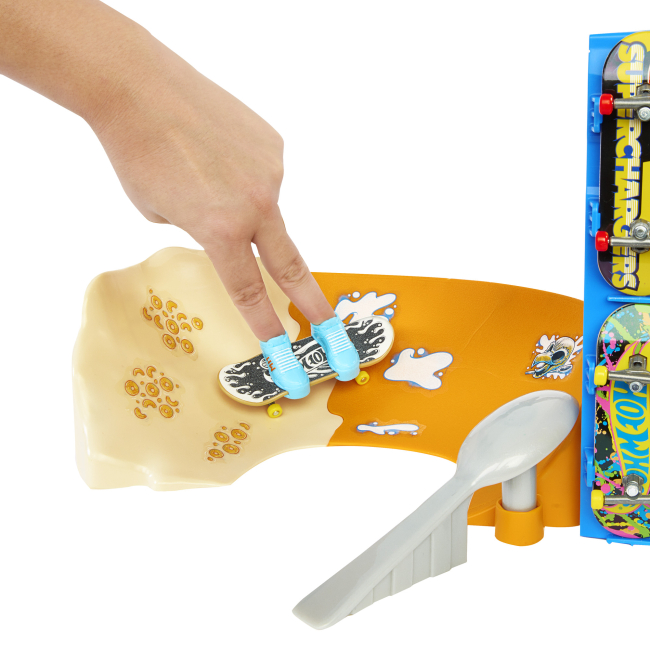 Антистрес іграшки - Ігровий набір Hot Wheels Tony Hawk Скейтборд-парк Тоні Гока Пластівці (HTP09)#6