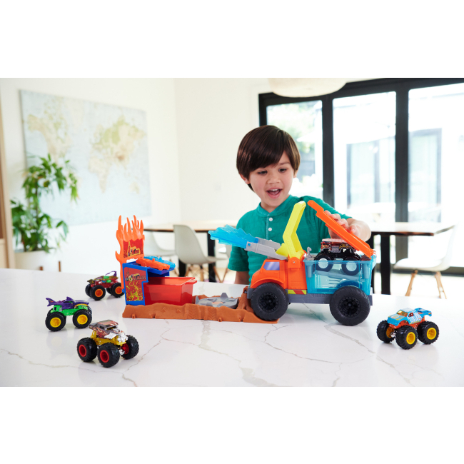 Автотреки - Ігровий набір Hot Wheels Зміни колір Monster Truck Пожежний порятунок (HPN73)#3