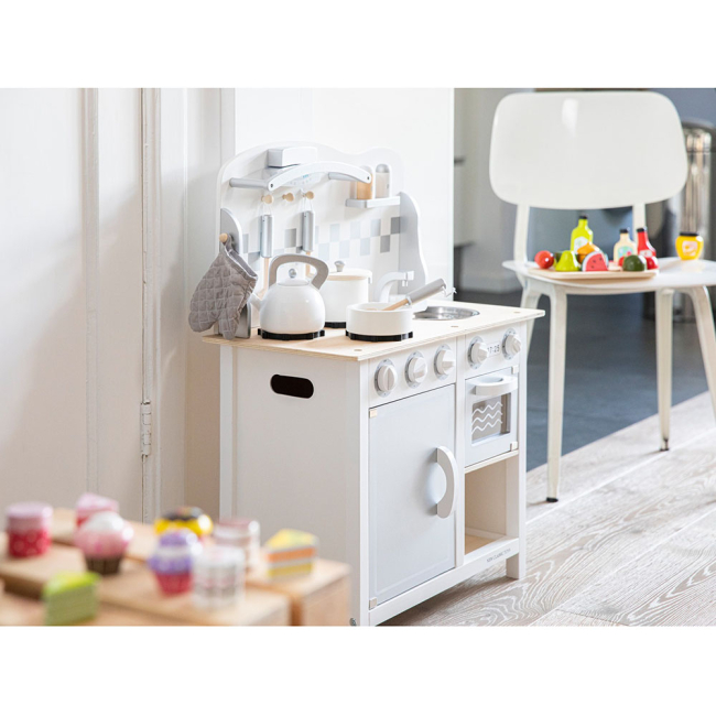 Дитячі кухні та побутова техніка - Ігровий набір New Classic Toys Кухня біло-срібна DeLuxe (11061)#7