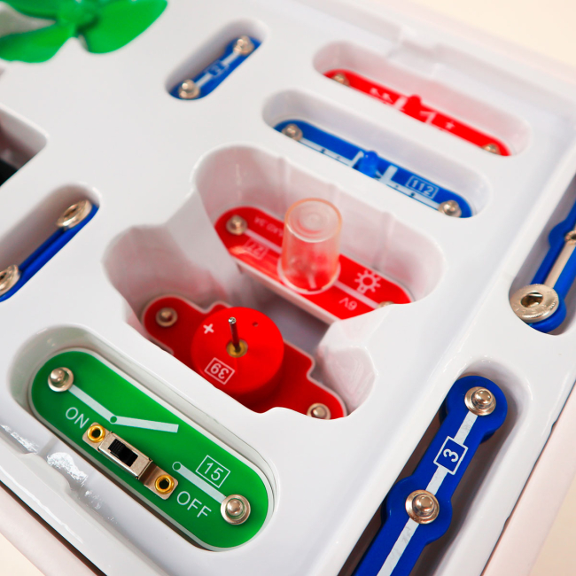 Наукові ігри, фокуси та досліди - Електронний конструктор Doka Чиста енергія 21 схема (D70704)#5