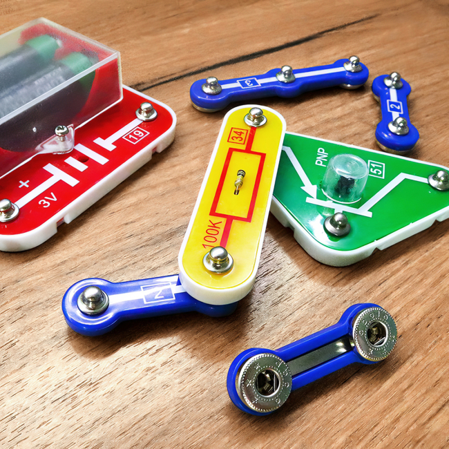 Научные игры, фокусы и опыты - Электронный конструктор Doka Поймай движение 9 схем (D70705)#3