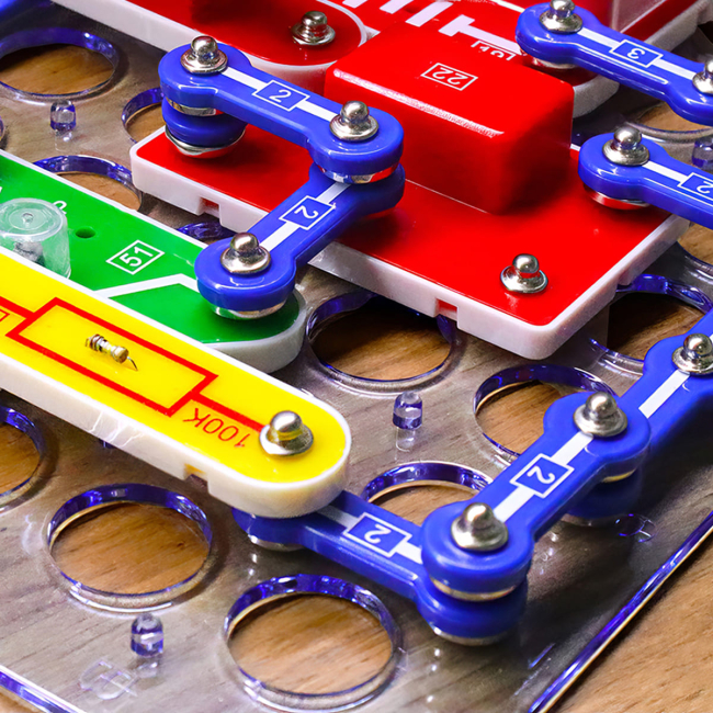 Наукові ігри, фокуси та досліди - Електронний конструктор Doka Альтернативна енергія 50 схем (D70711)#7