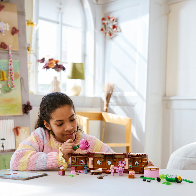 Конструкторы LEGO - Конструктор LEGO Wicked Комната Глинды и Эльфабы (75683)#4