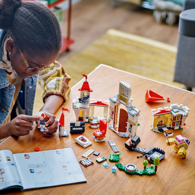 Конструкторы LEGO - Конструктор LEGO Super Mario Битва с Роем у замка Пич (71435)#7