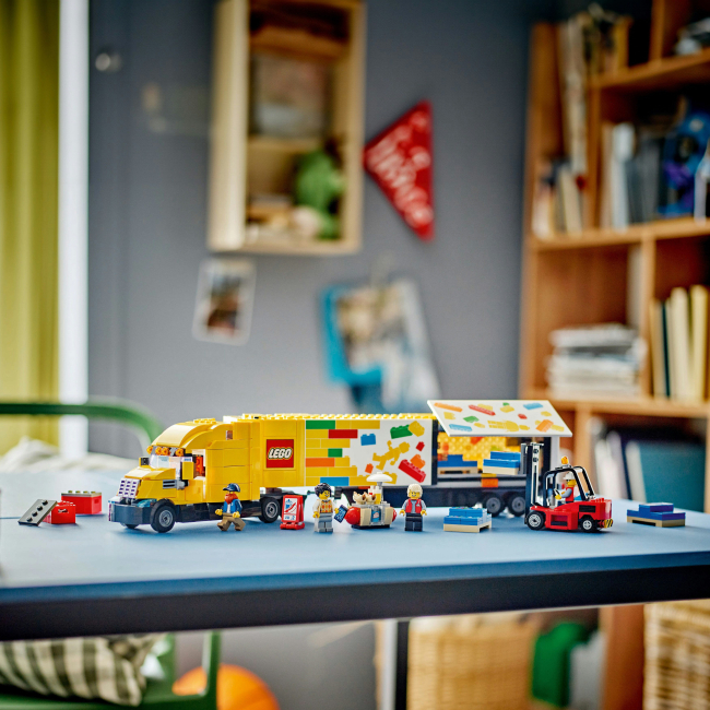 Конструкторы LEGO - Конструктор LEGO City Желтый курьерский грузовик (60440)#4