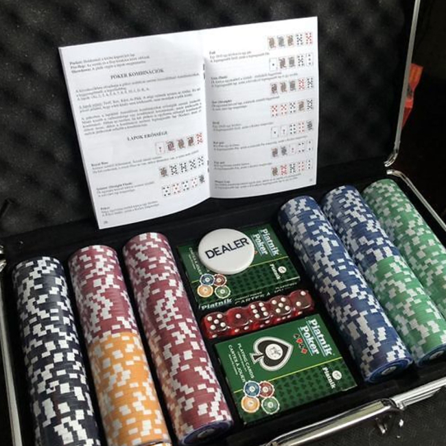 Настольные игры - Профессиональный набор для покера Piatnik в металлическом кейсе (9001890790393)#8