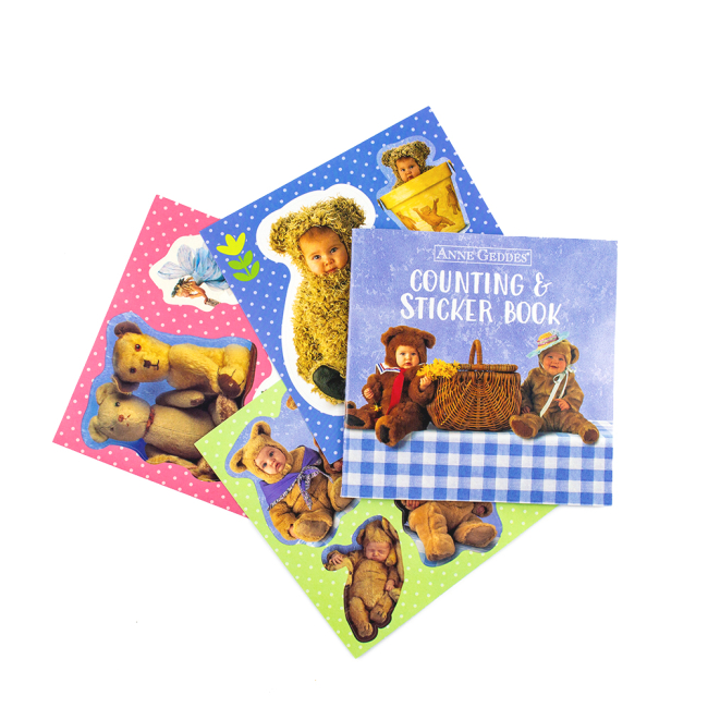 Пупси - Ігровий набір Anne Geddes Маленьке Ведмежатко з сумкою та стікерами 23 см (21071AG)#3