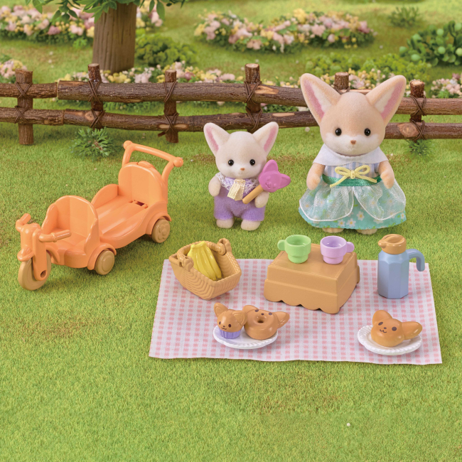 Фигурки животных - Игровой набор Sylvanian Families Лисички на пикнике (5698)#4