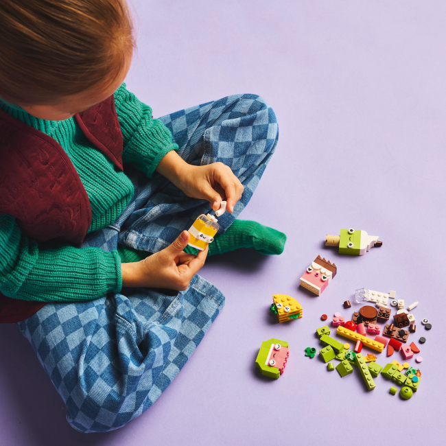 Конструкторы LEGO - Конструктор LEGO Classic Творческие друзья с едой (11039)#4