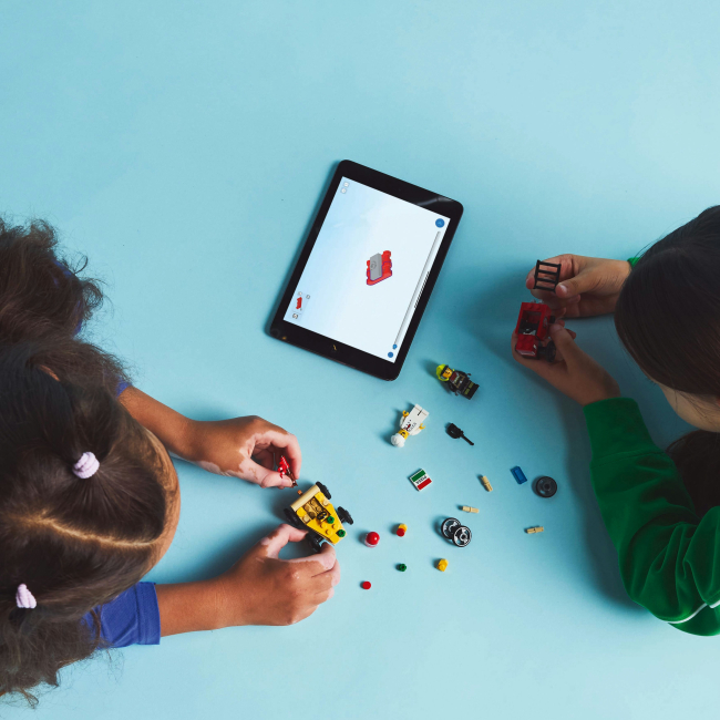 Конструкторы LEGO - Конструктор LEGO City «Пицца-авто против пожарной машины» Набор гонок (60458)#4