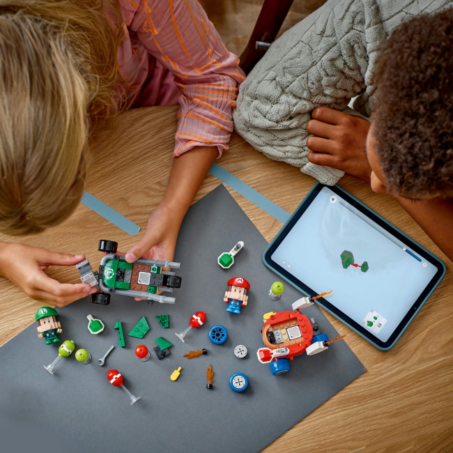 Конструктори LEGO - Конструктор LEGO Super Mario Mario Kart – Baby Mario vs. Baby Luigi (72034)#4