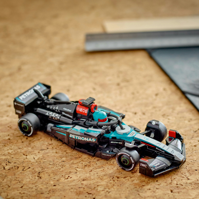 Конструкторы LEGO - Конструктор LEGO Speed Champions Автомобиль для гонки Mercedes-AMG F1 W15 (77244)#4