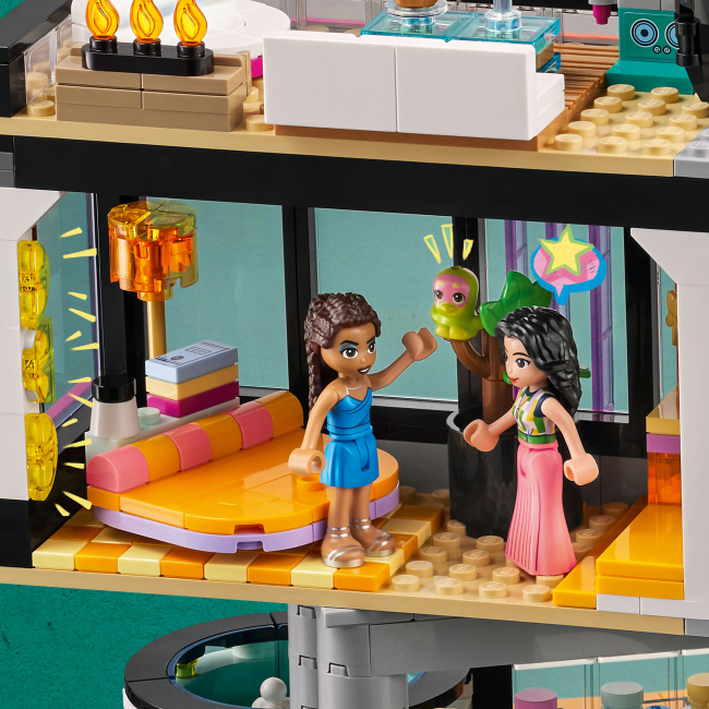 Конструкторы LEGO - Конструктор LEGO Friends Современный особняк Андреа (42639)#4