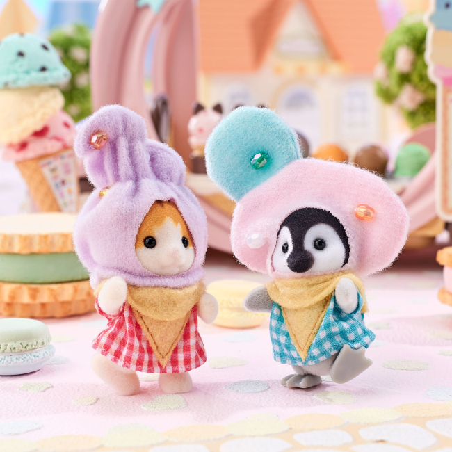 Фігурки тварин - Ігровий набір Sylvanian Families Малюки Пінгвін і Кошеня в костюмах морозива (5685)#3