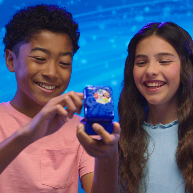 Электроника для детей - Интерактивная игрушка Bitzee с виртуальными цифровыми героями Disney (6070776)#4