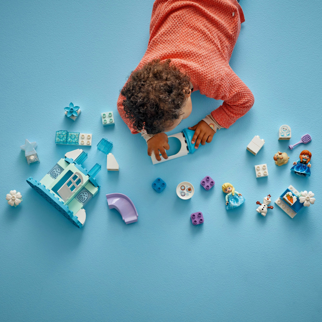 Конструктори LEGO - Конструктор LEGO DUPLO Disney Вечірка у крижаному палаці Ельзи та Анни (10455)#4