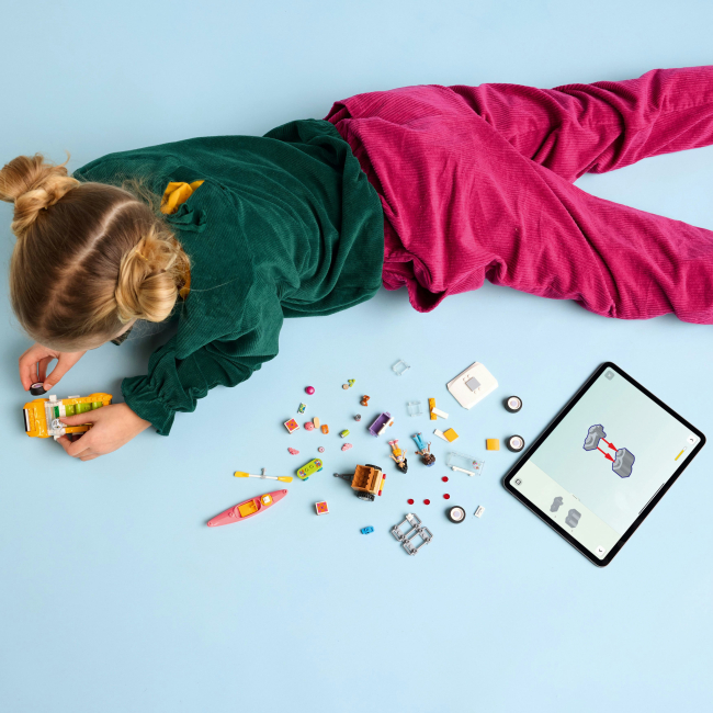 Конструкторы LEGO - Конструктор LEGO Friends Автомобиль для путешествий с друзьями (42659)#4