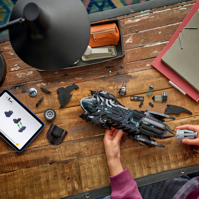 Конструкторы LEGO - Конструктор LEGO DC Batman Бэтмен навсегда Бэтмобиль (76304)#9