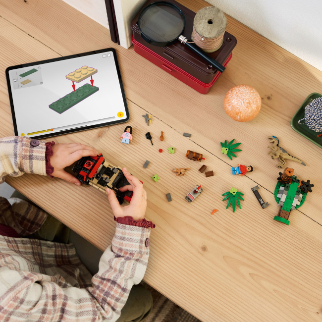 Конструкторы LEGO - Конструктор LEGO Jurassic World Побег по бездорожью от раптора (76972)#4