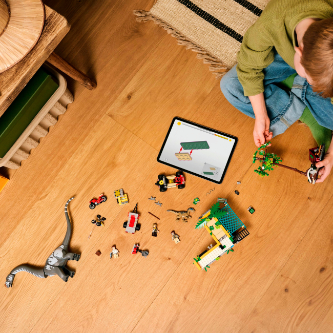 Конструкторы LEGO - Конструктор LEGO Jurassic World Миссия по отслеживанию раптора и титанозавра (76973)#4