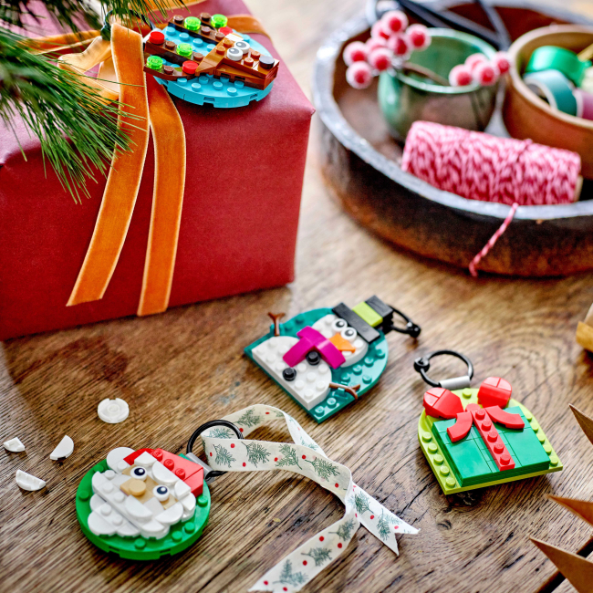 Конструктори LEGO - Конструктор LEGO Iconic Набір різдвяних прикрас (40744)#4