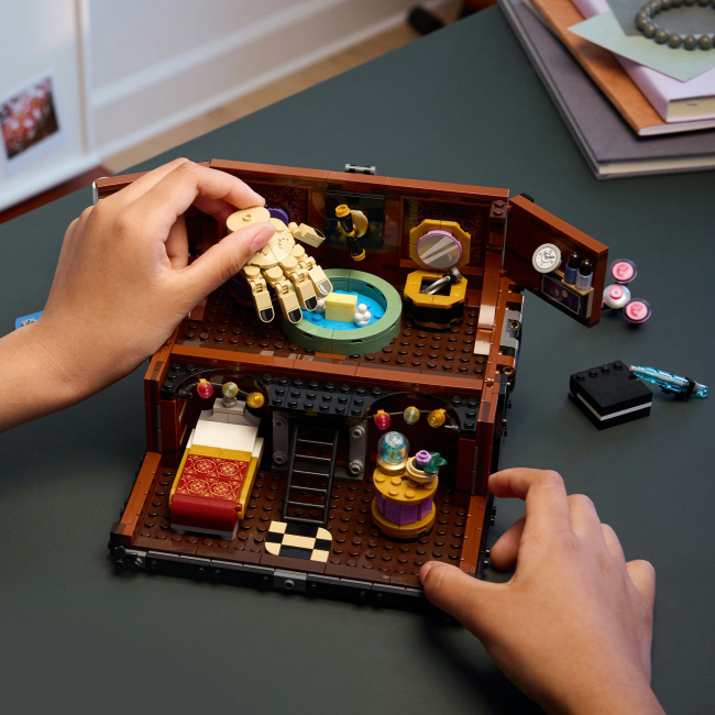 Конструкторы LEGO - Конструктор LEGO Wednesday Квартира Вещи (76785)#9