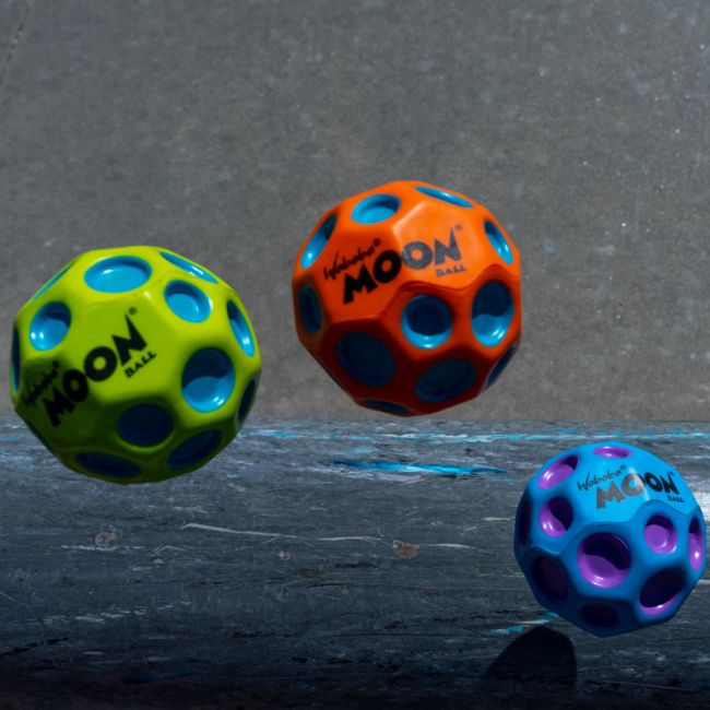 Спортивные активные игры - Мяч-попрыгун Waboba Moon ball Mars желтый с голубым (329C99_A/3)#3