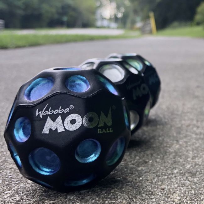 Спортивные активные игры - Мяч-попрыгун Waboba Moon ball Nether черный с серебряным (322C99_A/2)#3