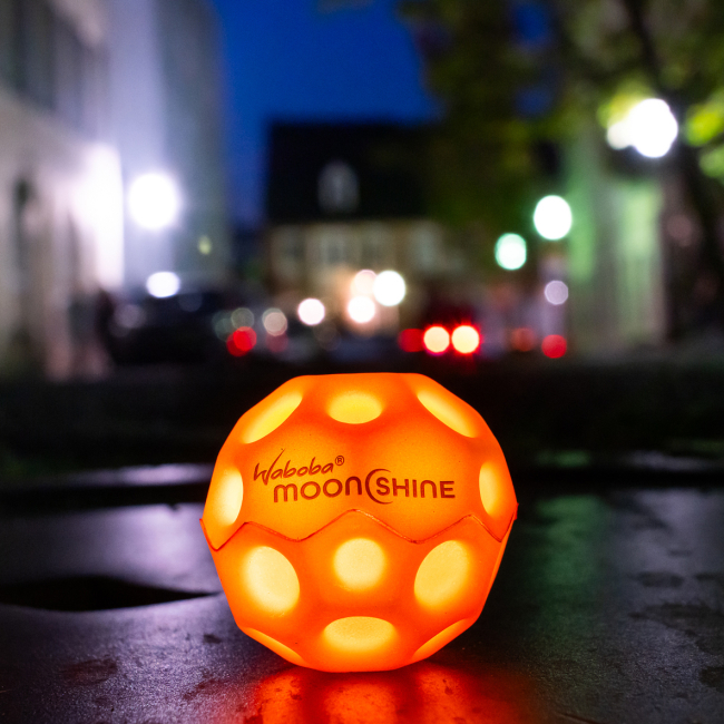 Спортивные активные игры - Мяч-попрыгун Waboba Moon ball Neon оранжевый (325C02_A/3)#3