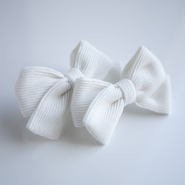 Бижутерия и аксессуары - Бантики Baby Hipster Микровельвет белый 2 штуки (2110000049218)#3