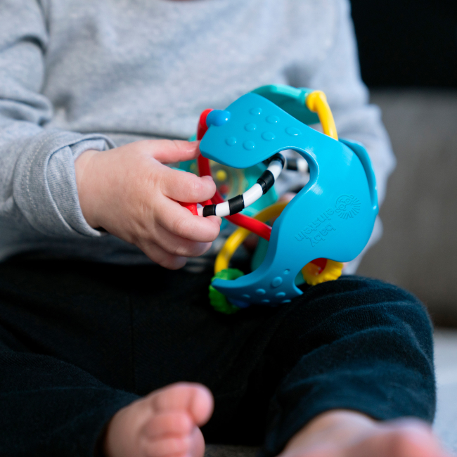 Брязкальця, прорізувачі - Брязкальце Baby Einstein Rattle & sense (17354)#5