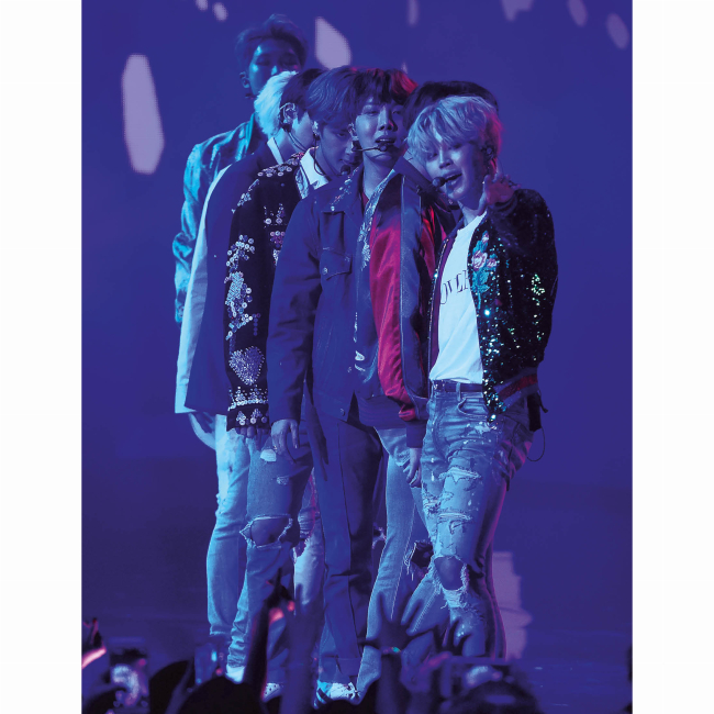 Подростковая литература (14+ лет) - Книжка «BTS: Королі K-POP» Елен Браун (9786177853502)#3