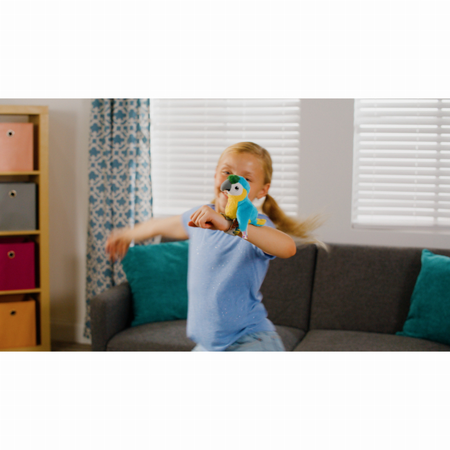 М'які тварини - Інтерактивна іграшка-браслет Happy yappers Веселі базікали Ара синє-жовтий (9593)#5